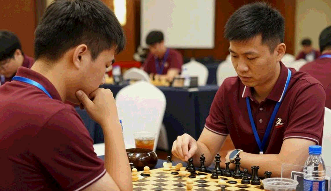 1...d5 trong 60 phút: bản đồ không gian mà một khóa học cờ vua không chịu vẽ