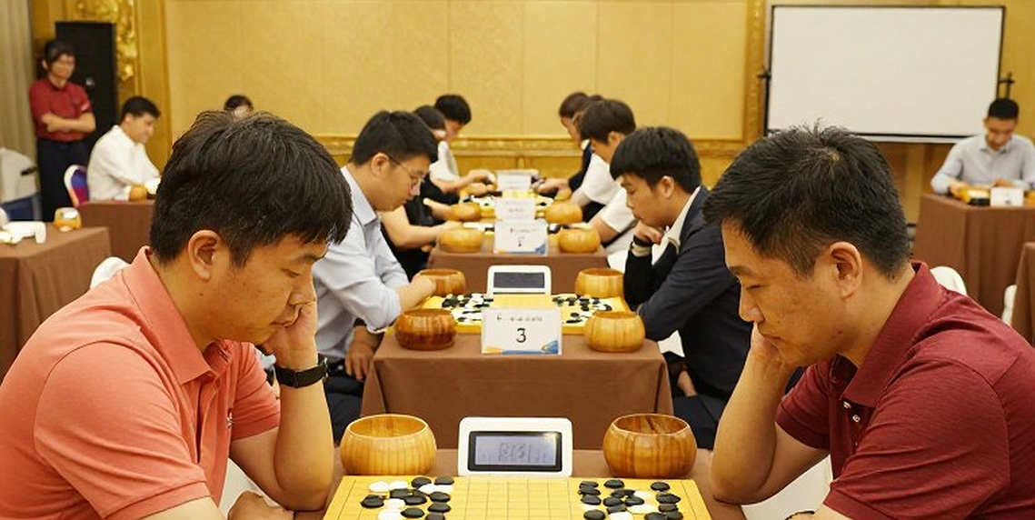 Daniel King cập nhật Najdorf Sicilian: năm nhánh lý thuyết trong sáu mươi phút
