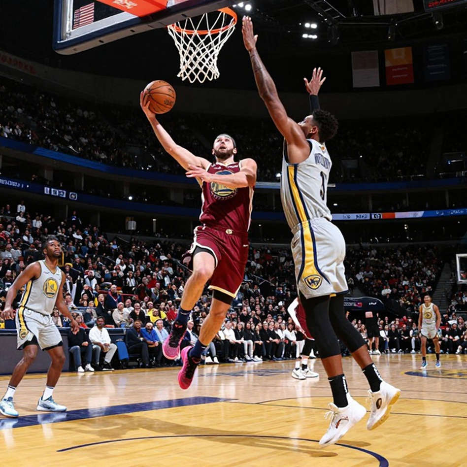 Max Strus So Sánh Duncan Robinson Với Steph Curry Trong Phỏng Vấn Mới