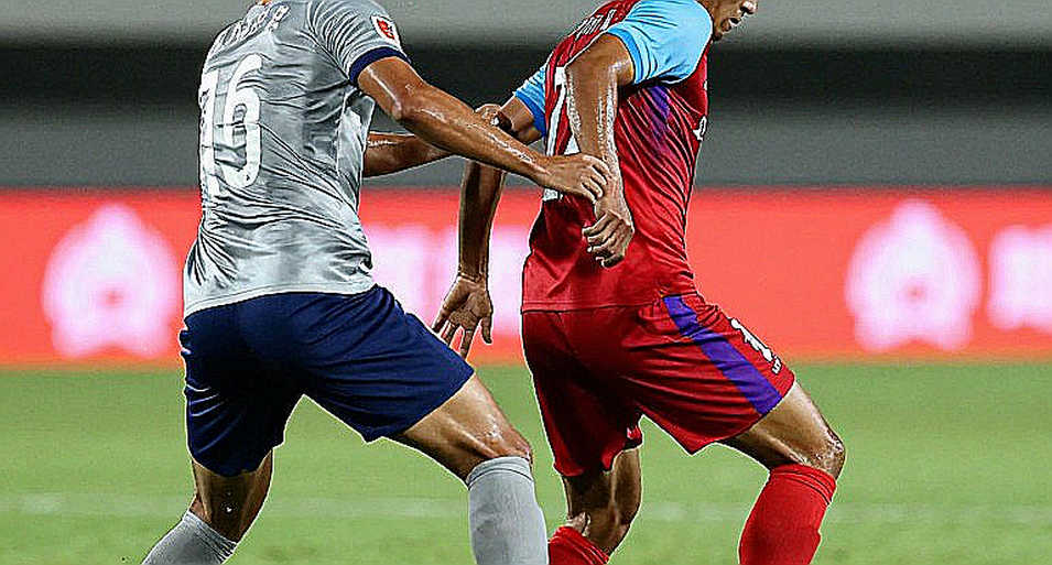 V.League 1: Giữ nhịp giữa khán đài cuồng nhiệt và bảng cân đối mong manh