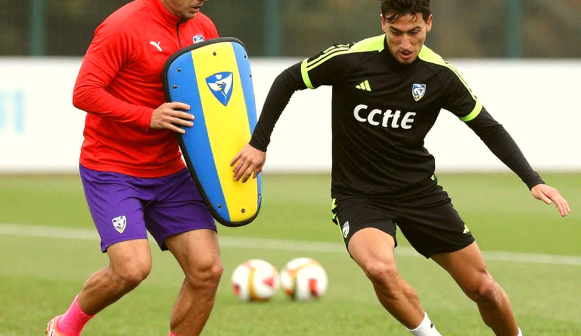 Ba cơ chế buộc V.League phải kiểm chứng: giấy phép AFC, VAR và điều khoản hợp đồng