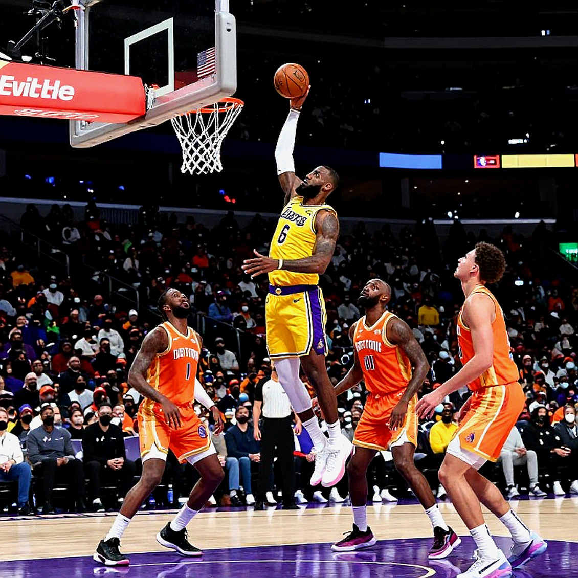 Derrick Rose thừa nhận nguy cơ bị lãng quên: ‘Ngay cả Wilt Chamberlain hay Bill Russell cũng không tránh khỏi’