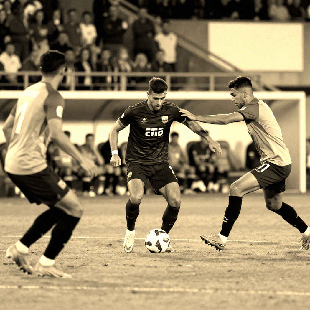 Persib Lose Their Home Ground Before the Derby: When a Pitch Maintenance Schedule Outranks Home Advantage Persib Lose Their Home Ground Before the Derby: When a Pitch Maintenance Schedule Outranks Home Advantage