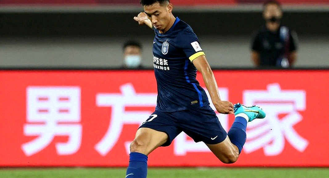 Luke Vickery, Jay Idzes and Herdman's Selection Gamble Before Singapore