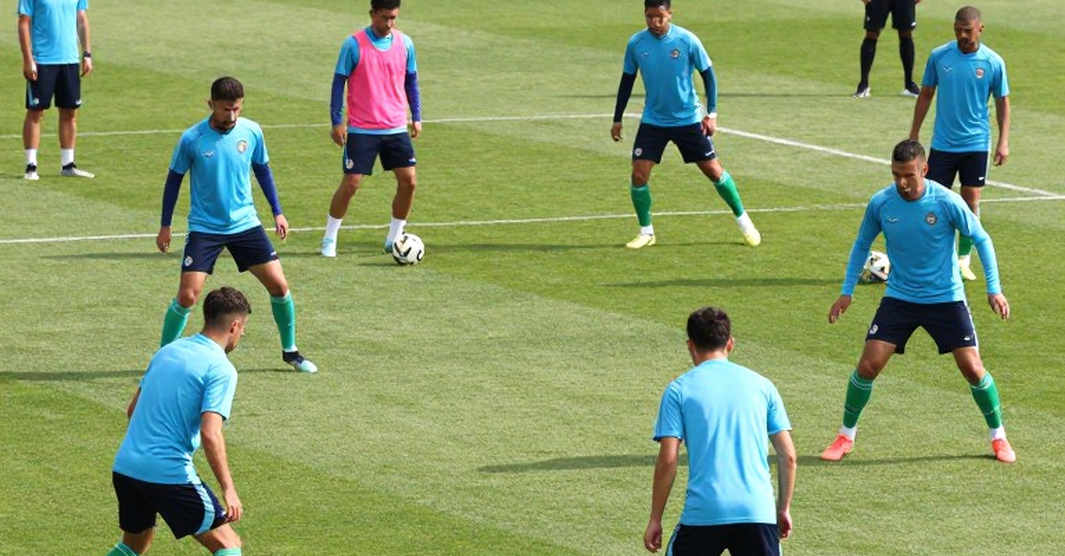 Vietnamese Football: When the National Team's Glory Cannot Fill the Gap Beneath the Club Foundation