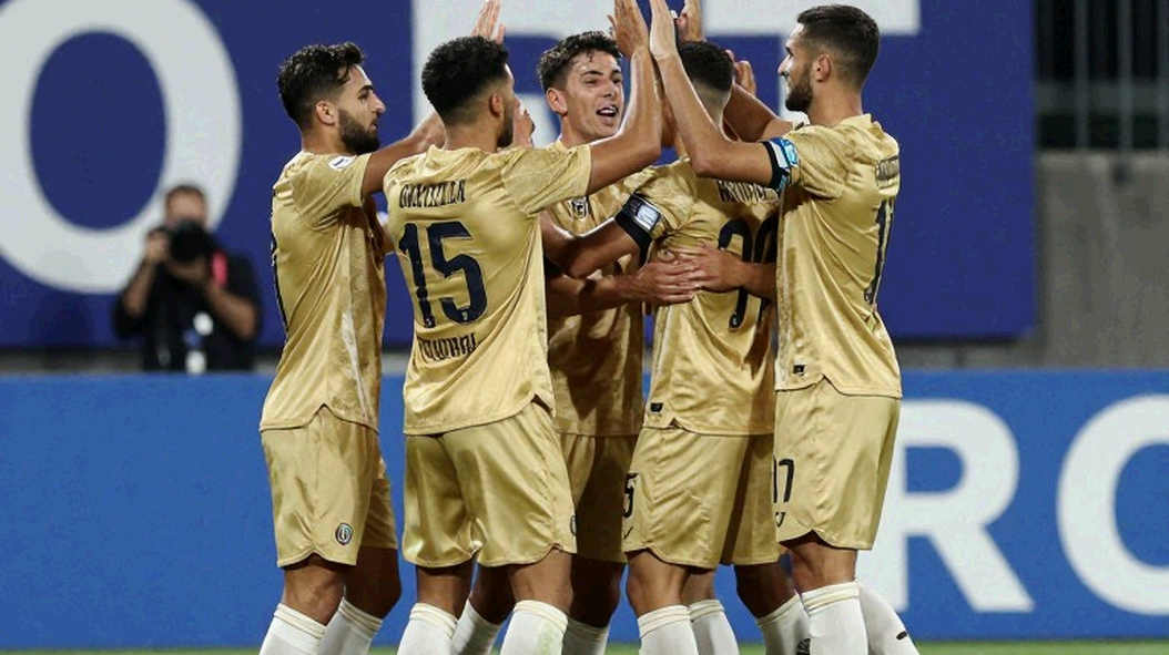 AC Milan và bài toán tích hợp sao trẻ: Camarda, Comotto có sẵn sàng cho trận gặp Lecce?