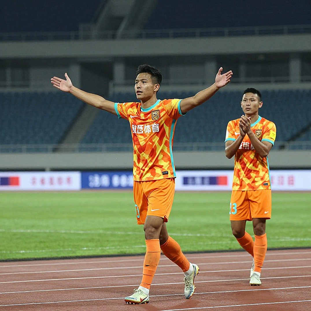 Two Denied Penalties in Jeddah: When the Boundary of the Arm Decides a Semi-Final Two Denied Penalties in Jeddah: When the Boundary of the Arm Decides a Semi-Final