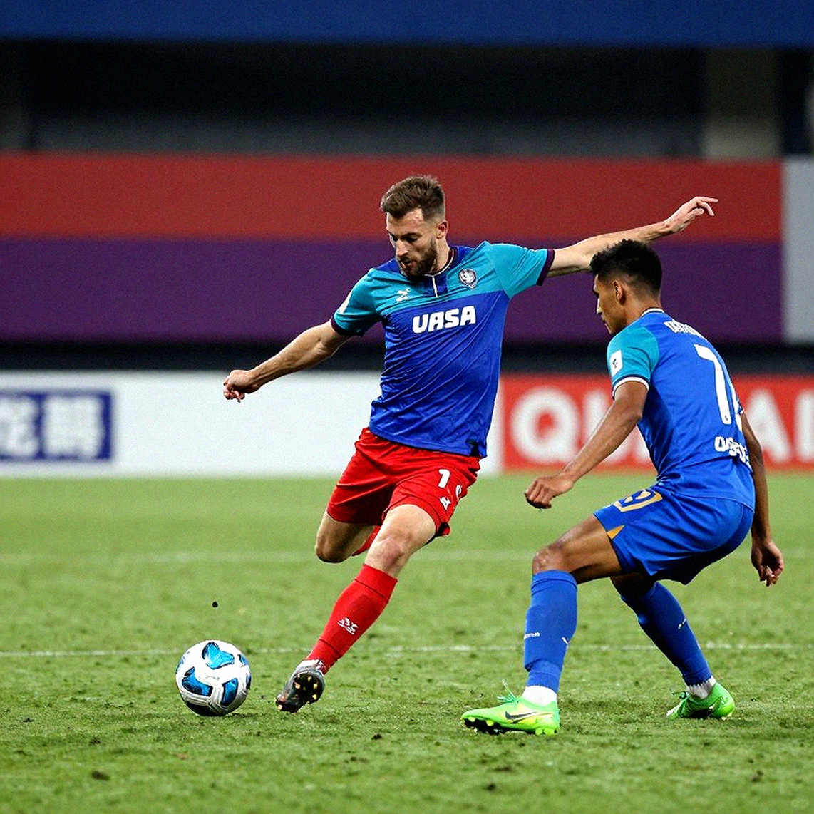 Hands That Never Touch the Trophy: V.League and Vietnam's National Team in a Season of Invisible People Hands That Never Touch the Trophy: V.League and Vietnam's National Team in a Season of Invisible People