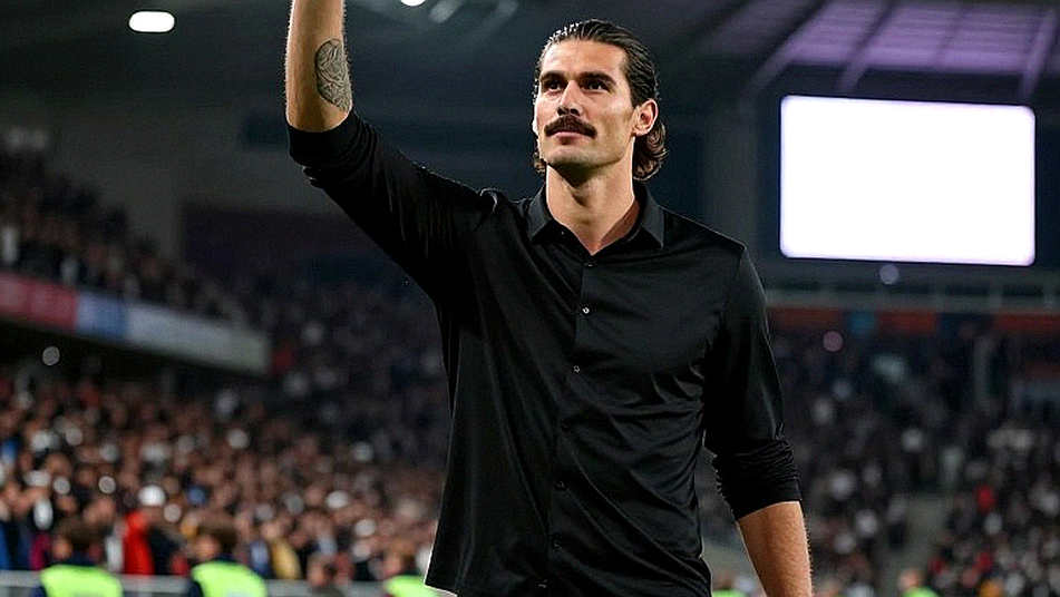 Nico Paz ghi 2 bàn, kiến tạo 1 bàn vào lưới Manchester United: kỷ lục Opta và những khoảng trống cần kiểm chứng