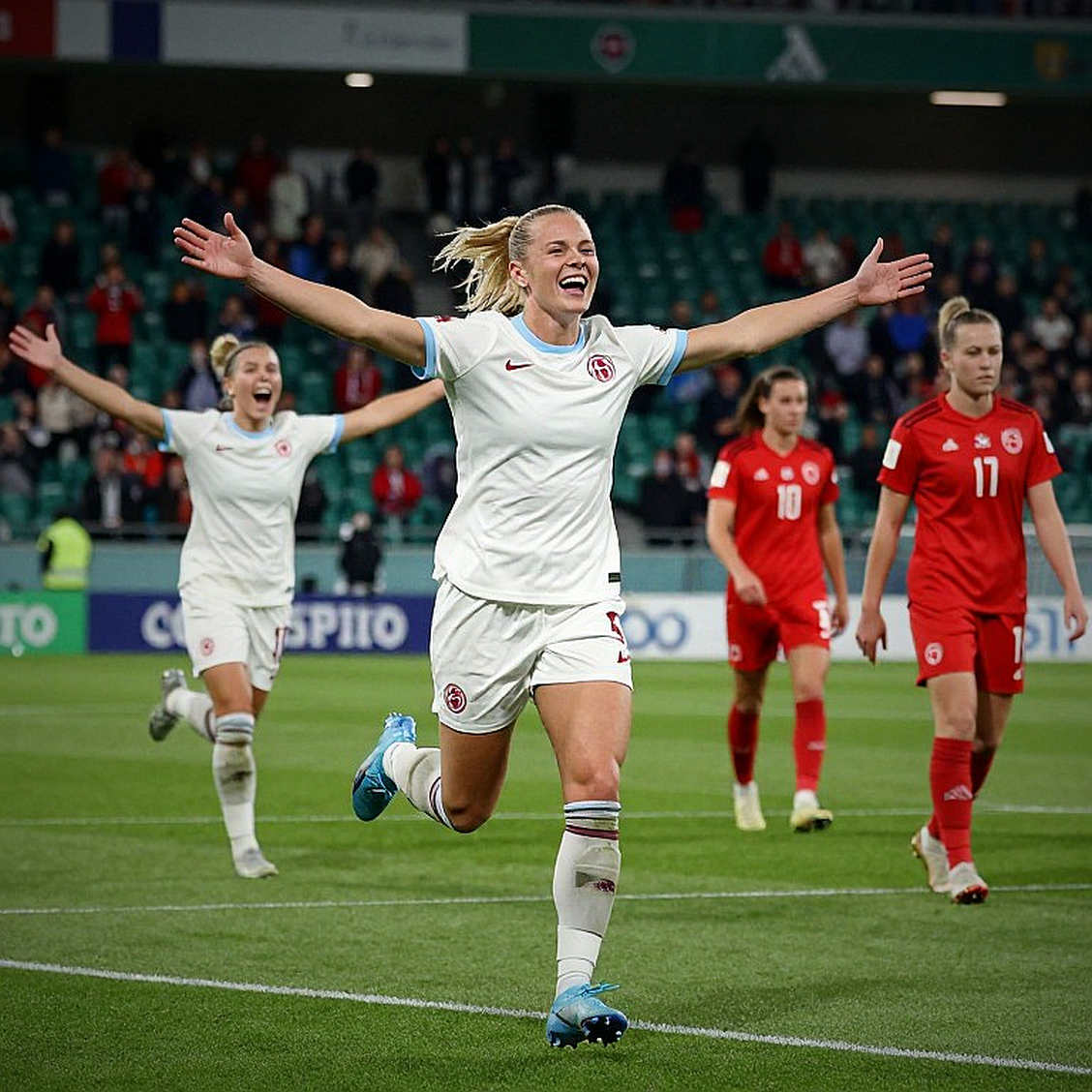 The Munich Dinner and Harry Kane's 360 Minutes: What Is Bayern Munich Actually Facing After the International Break? The Munich Dinner and Harry Kane's 360 Minutes: What Is Bayern Munich Actually Facing After the International Break?